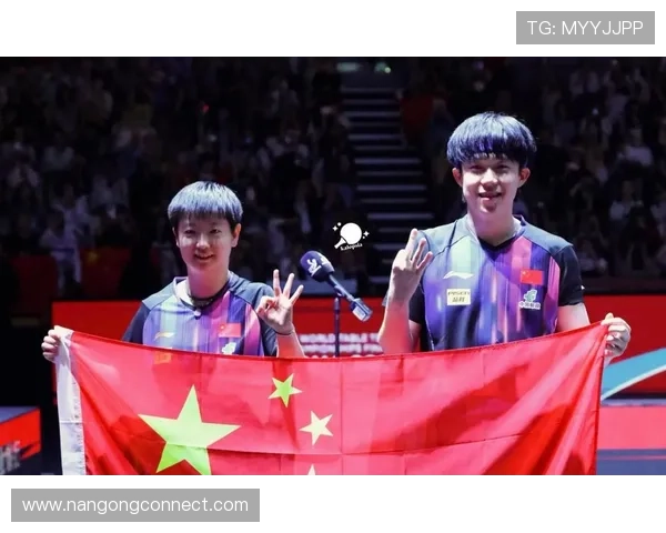 亚洲杯精彩纷呈，中国队逆转夺冠引发全民热议