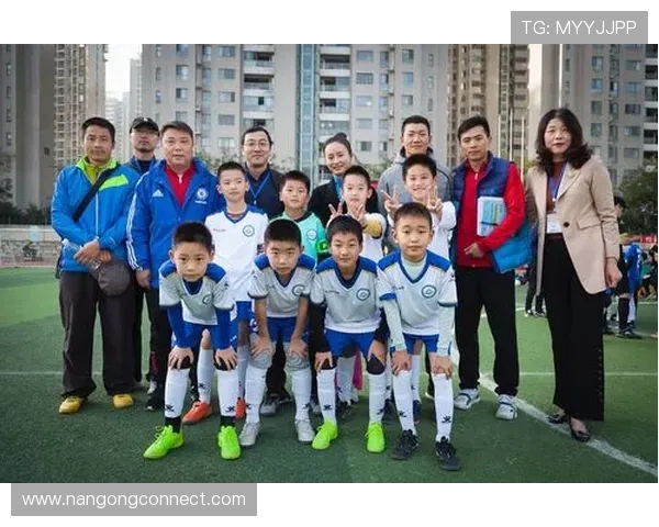 布莱克本俱乐部历史荣光与未来发展探索之路