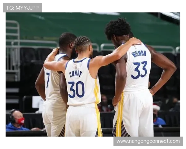 篮网全新赛季战略解析球星阵容升级与争冠潜力展望